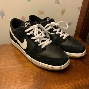 Nike SB Dunk Low Pro